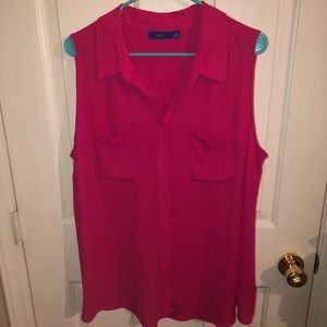 Women’s Sleeveless Blouse